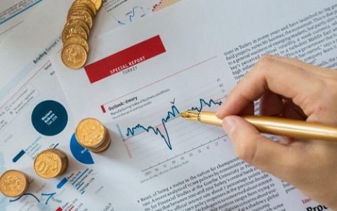 原油宝库存费解析与应对策略